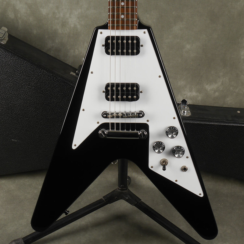 Epiphone Flying V 67 Reissue - Black w/Hard Case - 2nd Hand Epiphone Flying V 67 Reissue - Black w/Hard Case - 2nd Hand
