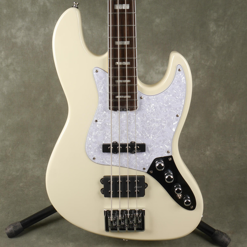Harley Benton MJ 4EB Bass Guitar - White - 2nd Hand Harley Benton MJ 4EB Bass Guitar - White - 2nd Hand