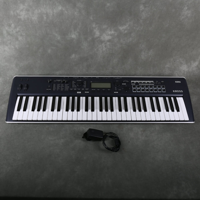 Korg Kross 2 Synthesizer - 2nd Hand