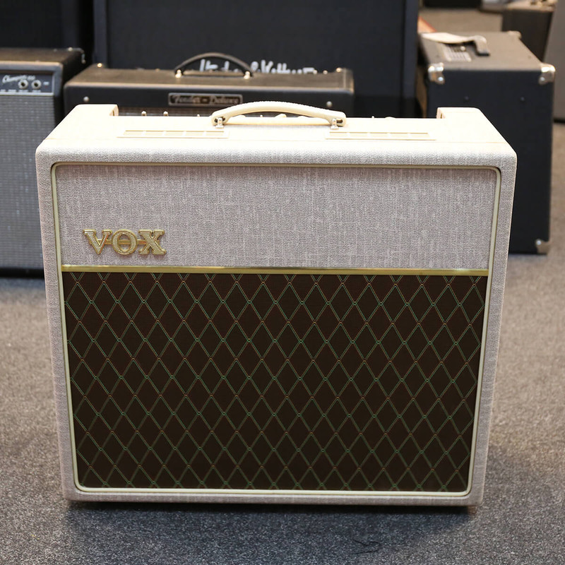 Vox AC15HW1 Handwired Valve Combo Amplifier - 2nd Hand Vox AC15HW1 Handwired Valve Combo Amplifier - 2nd Hand