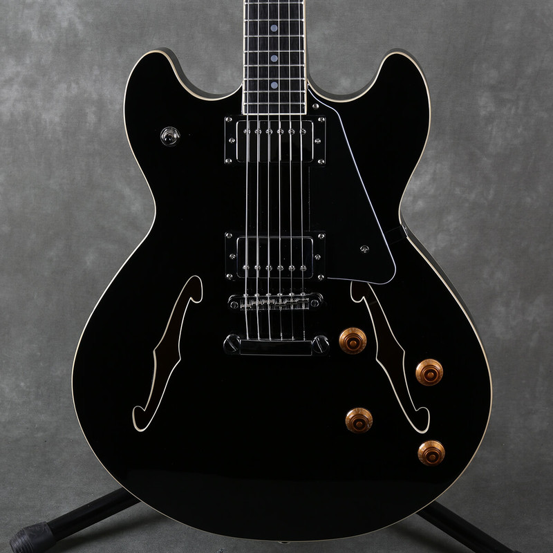Harley Benton HB35 Semi-Hollow Guitar - Black - 2nd Hand Harley Benton HB35 Semi-Hollow Guitar - Black - 2nd Hand