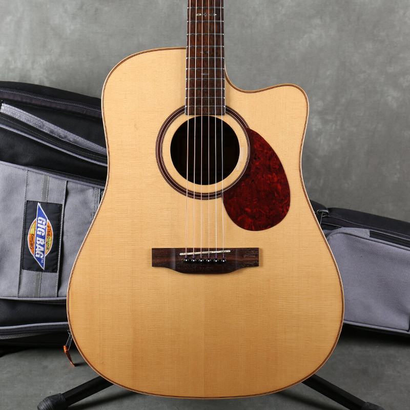 Freshman FA400DCE - Natural - Gig Bag - 2nd Hand Freshman FA400DCE - Natural - Gig Bag - 2nd Hand