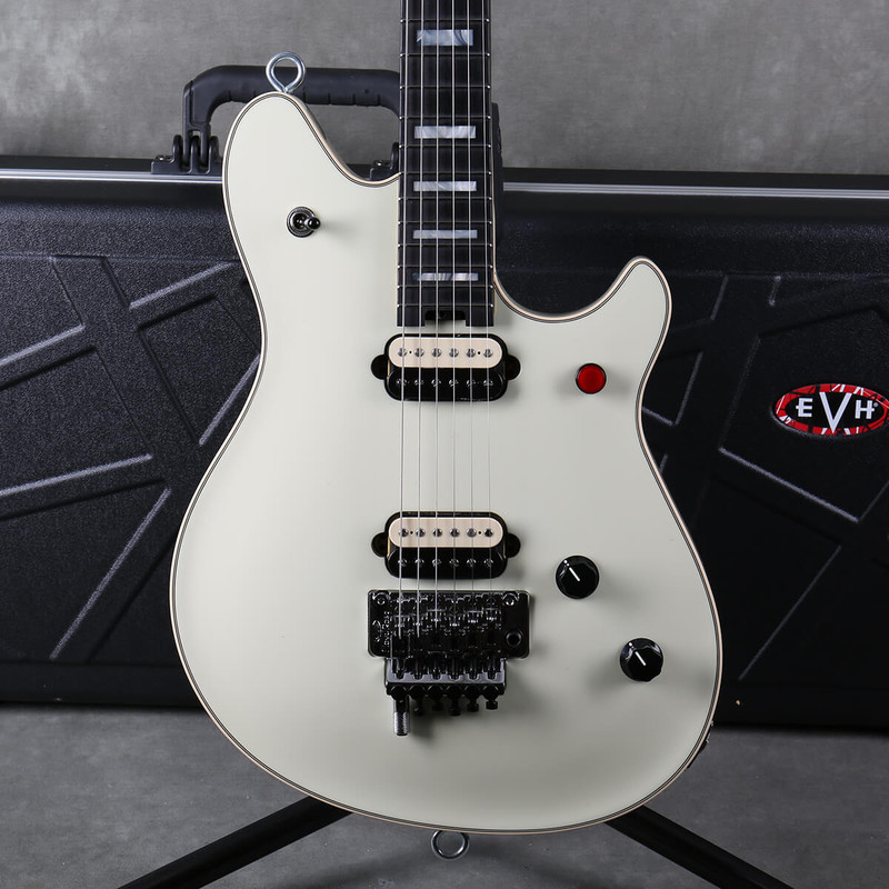 EVH USA Wolfgang Signature - Ivory - Hard Case - 2nd Hand EVH USA Wolfgang Signature - Ivory - Hard Case - 2nd Hand