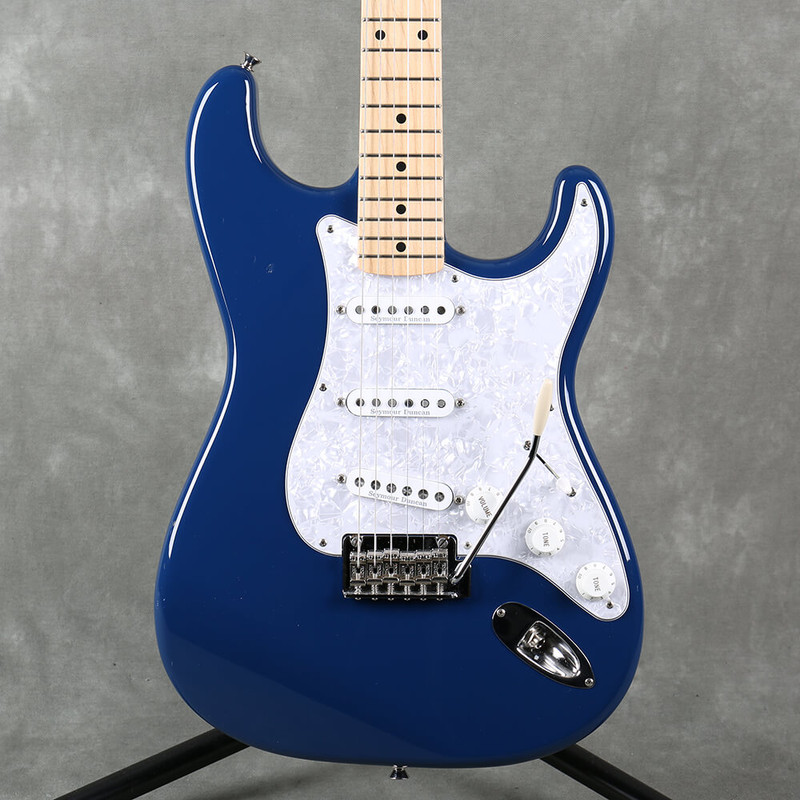 Fender Hybrid Stratocaster - Made in Japan - Indigo - 2nd Hand