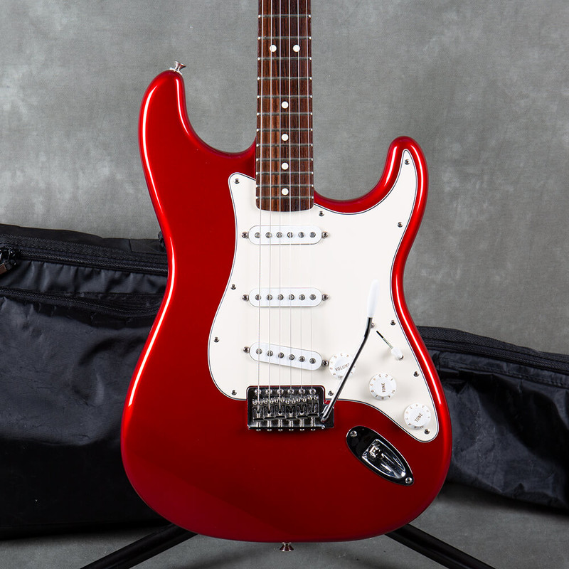 Fender Mexican Standard Stratocaster - Candy Apple Red - Gig Bag - 2nd Hand