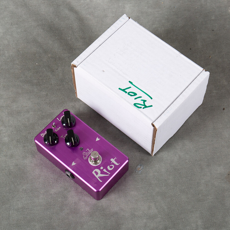 Suhr Riot Distortion Pedal - Boxed - 2nd Hand Suhr Riot Distortion Pedal - Boxed - 2nd Hand
