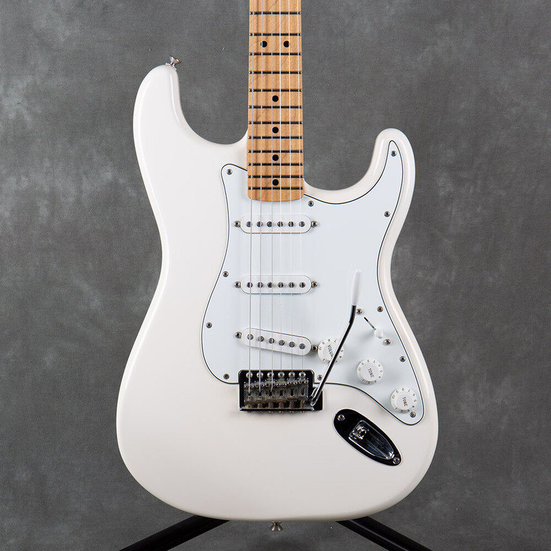 Fender Mexican Standard Stratocaster - Olympic White - 2nd Hand - Used