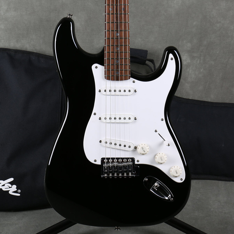 Squier Affinity Stratocaster - Black - Gig Bag - 2nd Hand - Used
