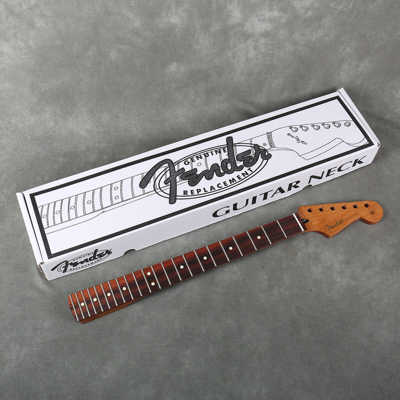 Fender Roasted Maple Strat Neck - 22 Jumbo Frets - Boxed - 2nd Hand - Used Fender Roasted Maple Strat Neck - 22 Jumbo Frets - Boxed - 2nd Hand - Used