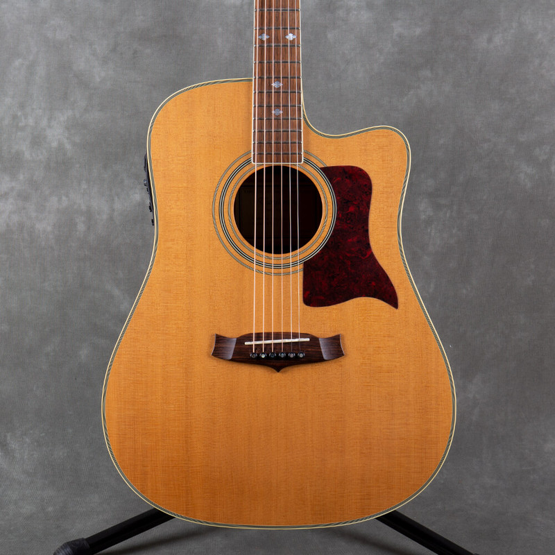 Tanglewood TW15CE Electro-Acoustic Guitar - Natural - 2nd Hand Tanglewood TW15CE Electro-Acoustic Guitar - Natural - 2nd Hand