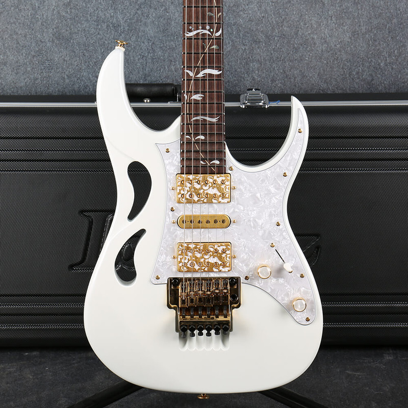 Ibanez PIA3761 - Stallion White - Hard Case - 2nd Hand