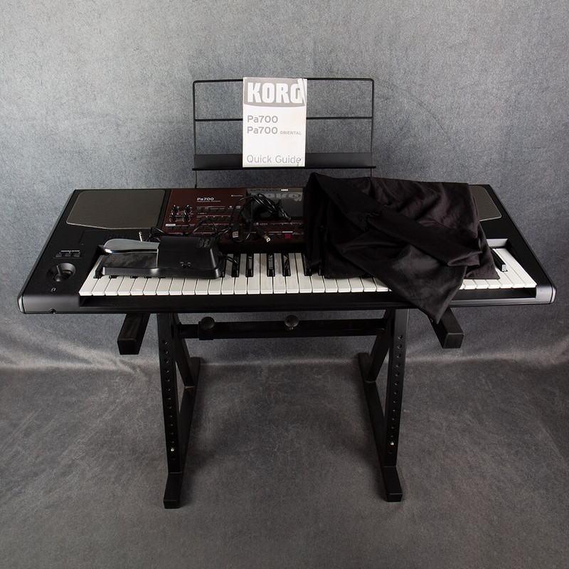 Korg PA700 Keyboard - Stand - Gig Bag **COLLECTION ONLY** - 2nd Hand