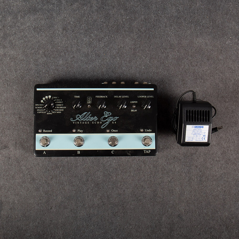 TC Electronic Alter Ego X4 Vintage Echo with PSU - 2nd Hand TC Electronic Alter Ego X4 Vintage Echo with PSU - 2nd Hand
