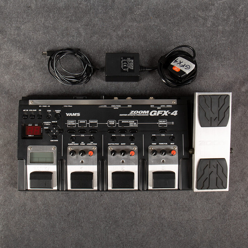 Zoom GFX-4 Guitar Effects Processor with PSU - 2nd Hand Zoom GFX-4 Guitar Effects Processor with PSU - 2nd Hand