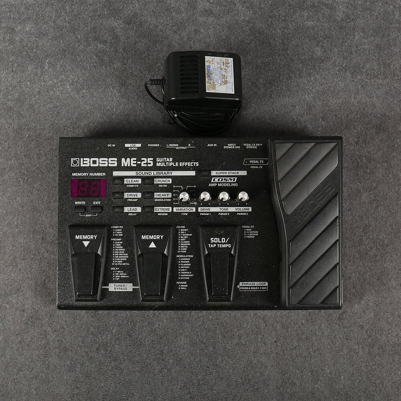Boss ME-25 Multi Effects Pedal with PSU - 2nd Hand Boss ME-25 Multi Effects Pedal with PSU - 2nd Hand