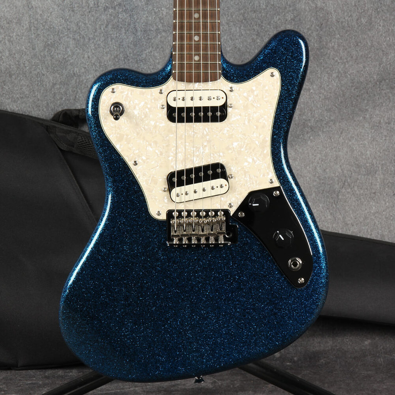Squier Paranormal Super Sonic - Blue Sparkle - Gig Bag - 2nd Hand Squier Paranormal Super Sonic - Blue Sparkle - Gig Bag - 2nd Hand