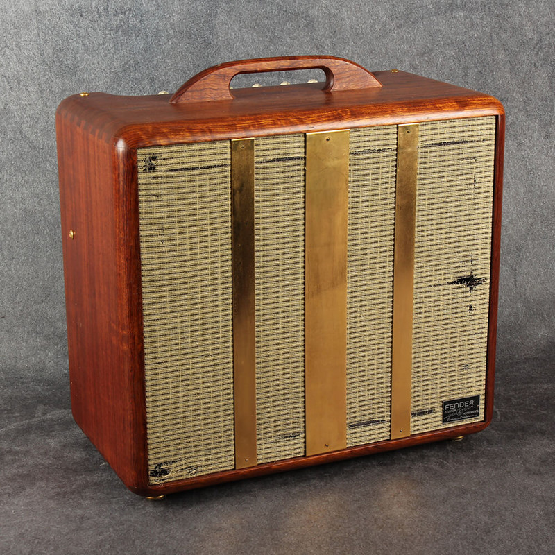 Fender Woody Jr Blues Custom Shop **COLLECTION ONLY** - 2nd Hand Fender Woody Jr Blues Custom Shop **COLLECTION ONLY** - 2nd Hand