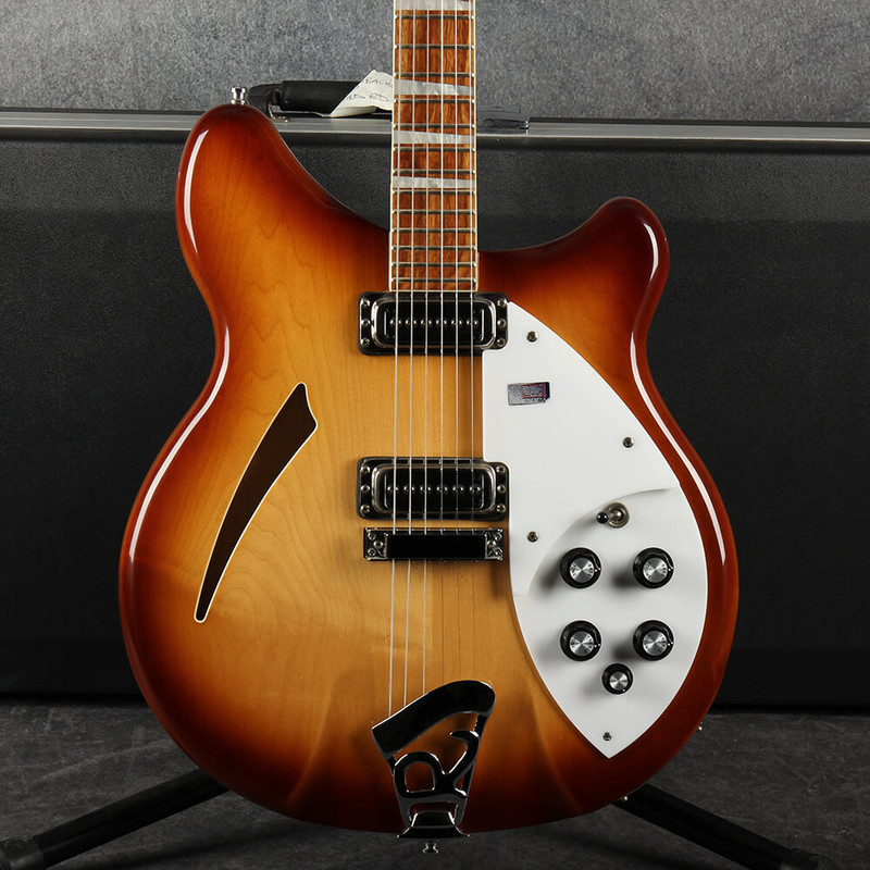 Rickenbacker 360 - Walnut Burst - Hard Case - 2nd Hand Rickenbacker 360 - Walnut Burst - Hard Case - 2nd Hand