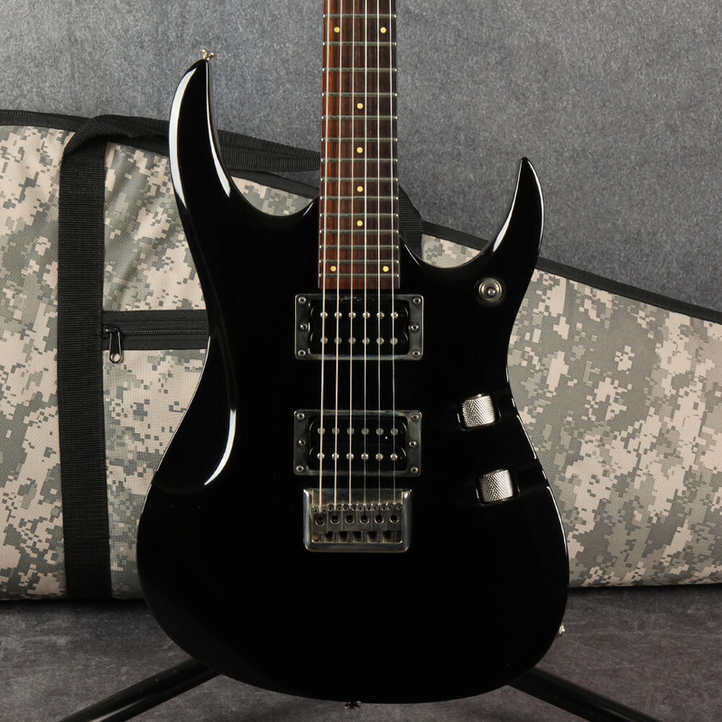 Mavrick F1-HT Electric Guitar - Black - Gig Bag - 2nd Hand Mavrick F1-HT Electric Guitar - Black - Gig Bag - 2nd Hand