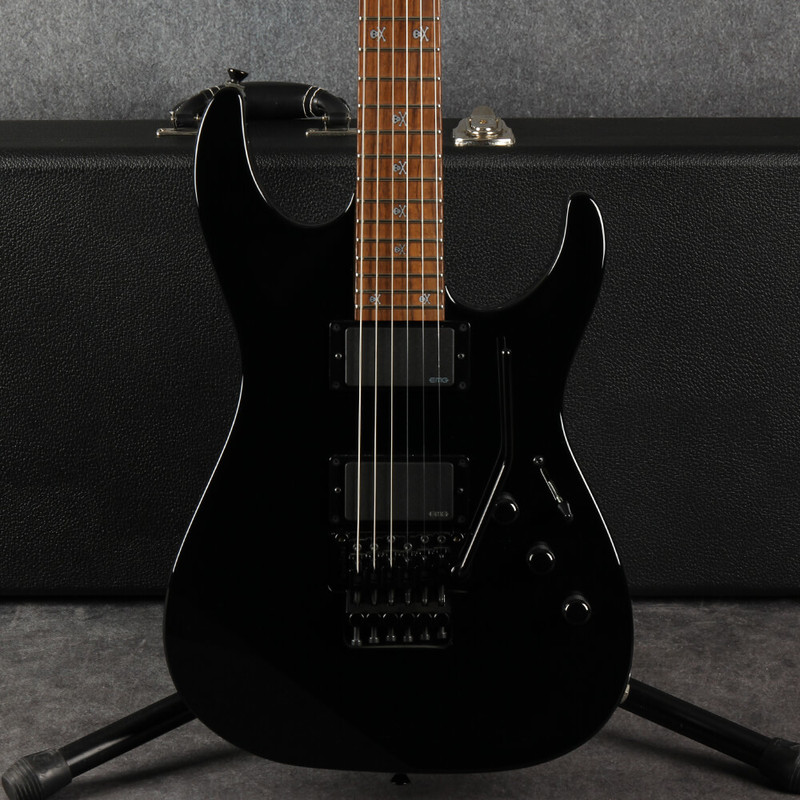 ESP KH-2 Kirk Hammett Signature - 2012 - Black - Hard Case - 2nd Hand ESP KH-2 Kirk Hammett Signature - 2012 - Black - Hard Case - 2nd Hand