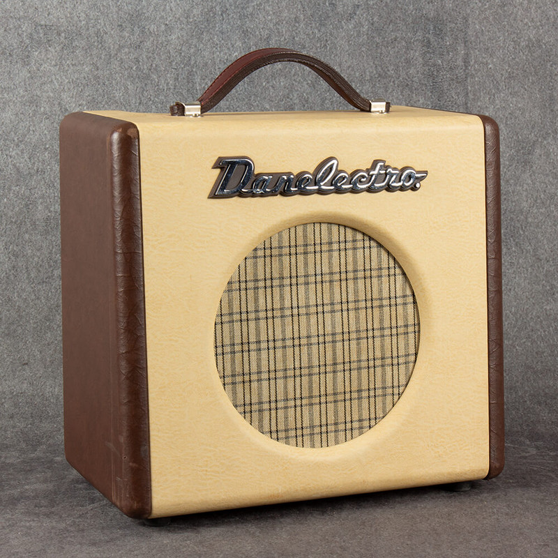 Danelectro Nifty Fifty Guitar Amp - 2nd Hand Danelectro Nifty Fifty Guitar Amp - 2nd Hand
