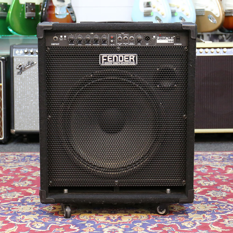 Fender Rumble 100 V1 - Gig Bag - 2nd Hand Fender Rumble 100 V1 - Gig Bag - 2nd Hand