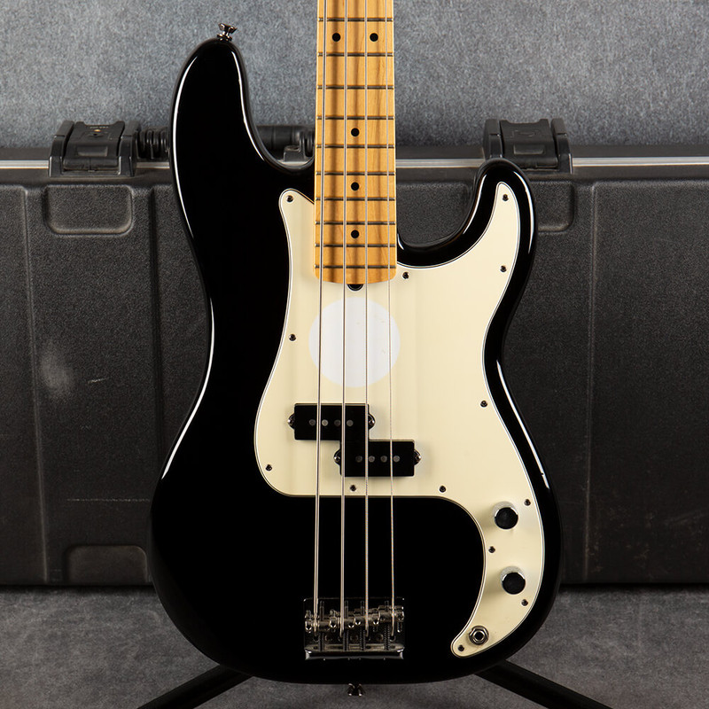 Fender American Standard Precision Bass - Black - Hard Case - 2nd Hand Fender American Standard Precision Bass - Black - Hard Case - 2nd Hand