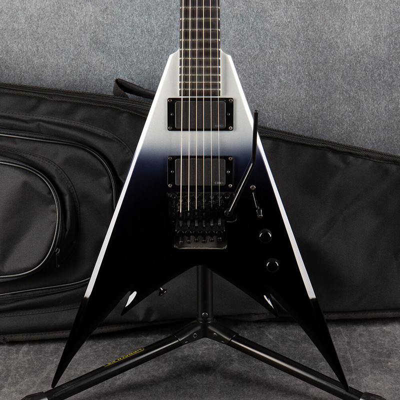 Jackson Pro Phil Demmel Demmelition King V Black Tide Fade - Bag - 2nd Hand Jackson Pro Phil Demmel Demmelition King V Black Tide Fade - Bag - 2nd Hand