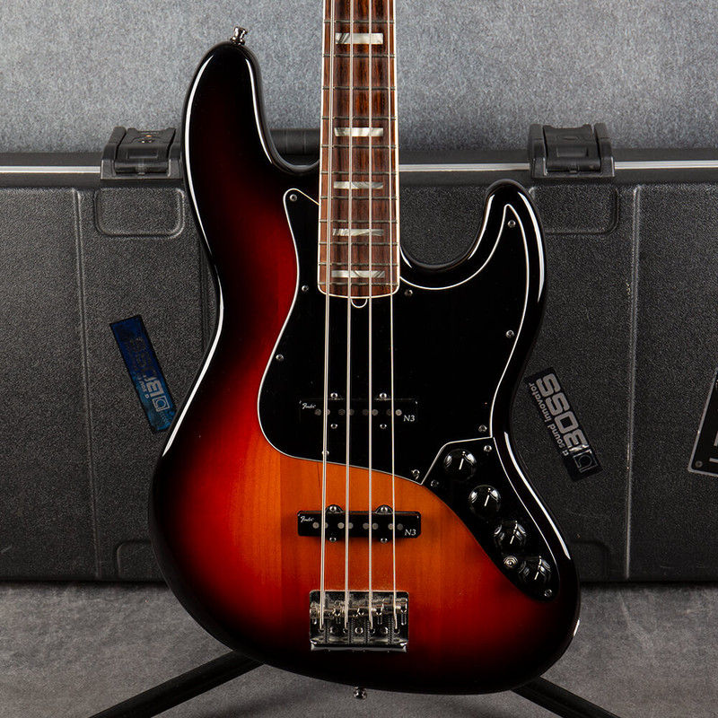 Fender American Deluxe Jazz Bass - 3-Colour Sunburst - Hard Case - 2nd Hand
