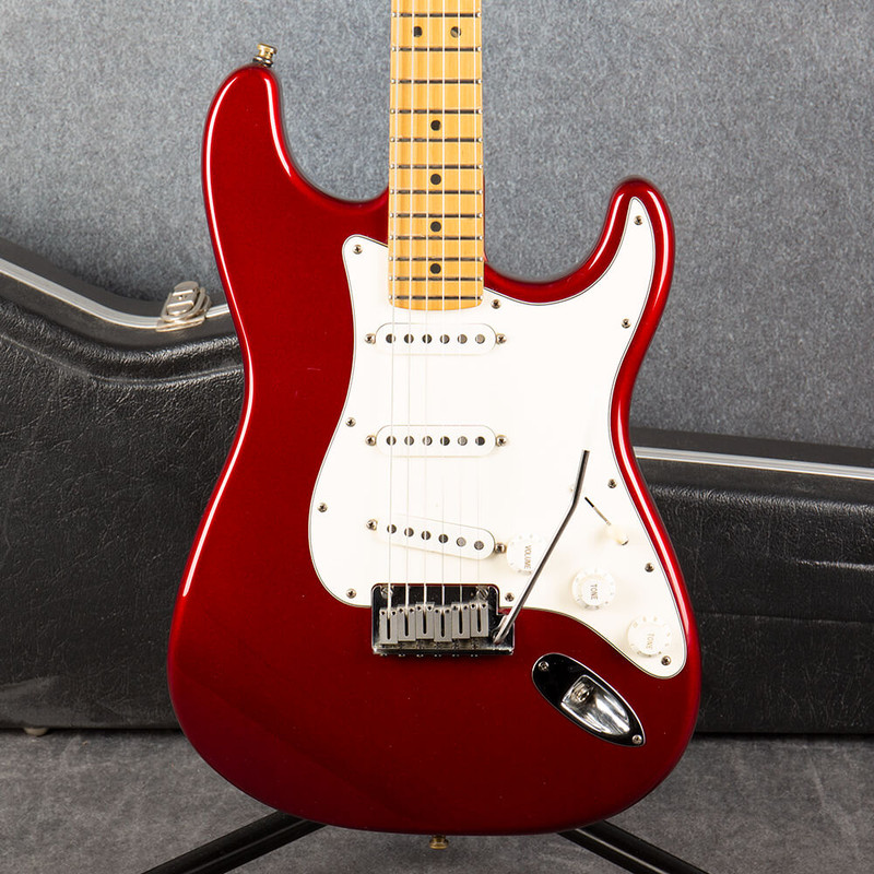 Fender American Standard Stratocaster 1998 - Candy Apple Red - Case - 2nd Hand