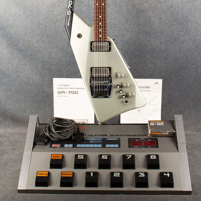 Roland G-707 Guitar and GR-700 Guitar Synthesizer **COLLECTION ONLY** - 2nd Hand
