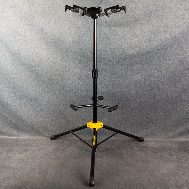 Hercules Stands GS432B Plus Triple Guitar Stand - 2nd Hand Hercules Stands GS432B Plus Triple Guitar Stand - 2nd Hand