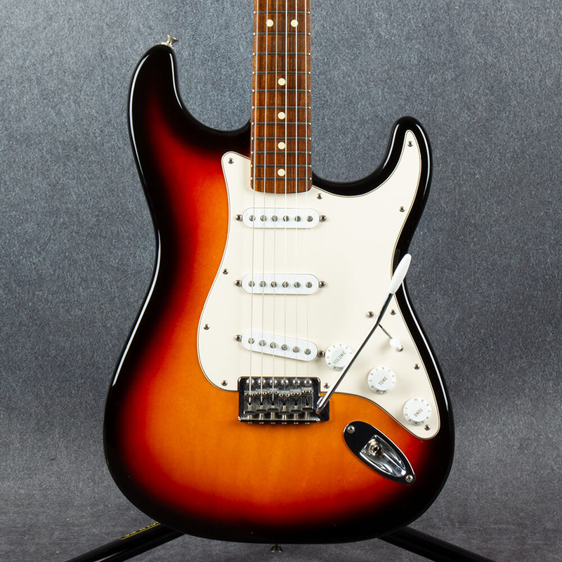 Fender Mexican Stratocaster - 3-Tone Sunburst - 2nd Hand