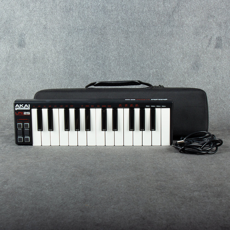 Akai LPK25 - Case - 2nd Hand