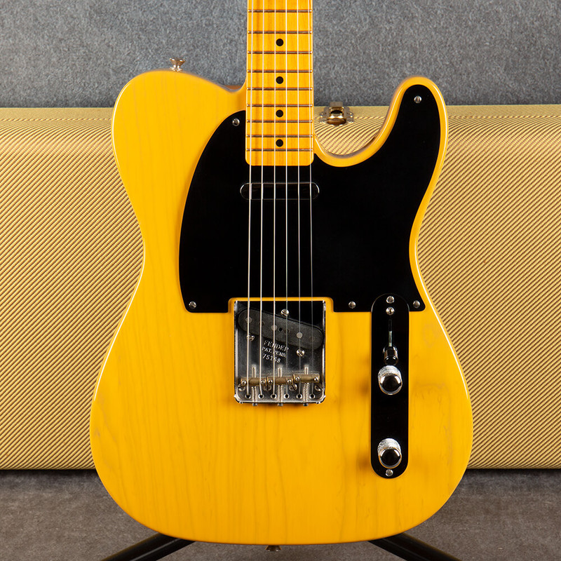 Fender American Vintage 52 Tele Reissue - Butterscotch Blonde - Case - 2nd Hand Fender American Vintage 52 Tele Reissue - Butterscotch Blonde - Case - 2nd Hand