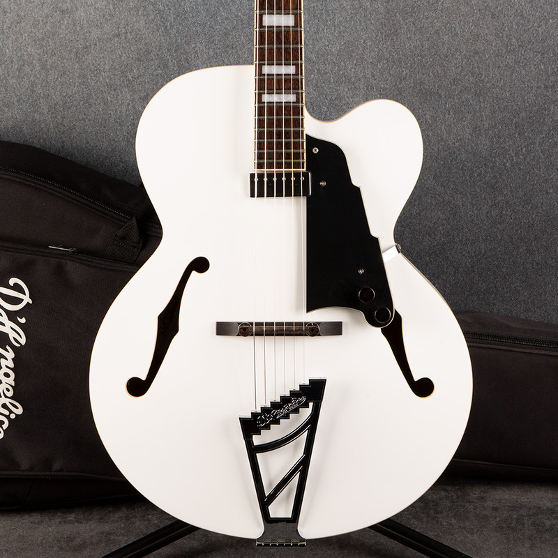 D'Angelico EXL-1 Premier - Gloss White - Gig Bag - 2nd Hand D'Angelico EXL-1 Premier - Gloss White - Gig Bag - 2nd Hand