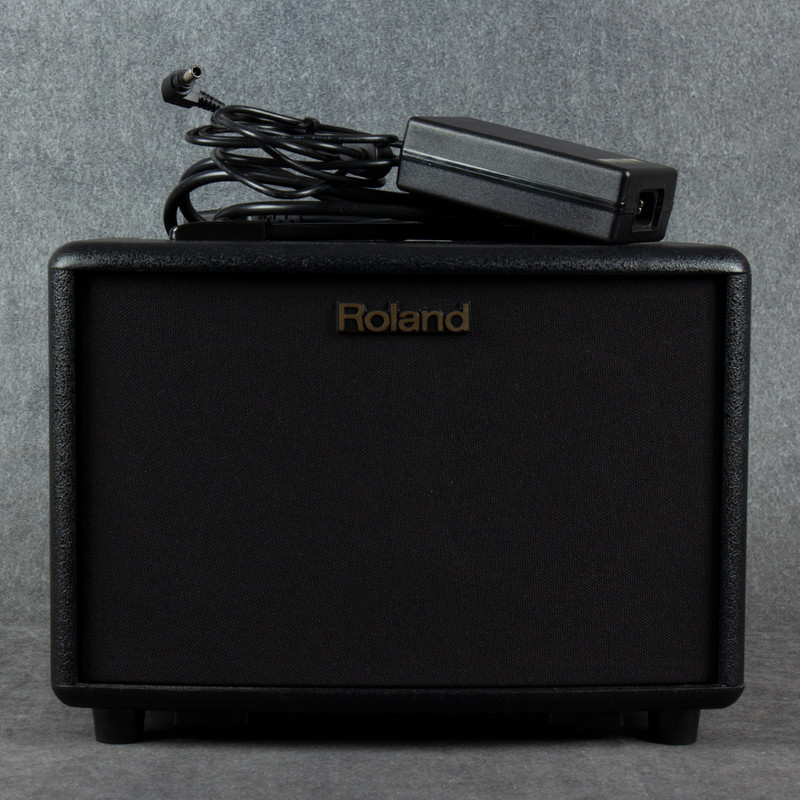 Roland AC-33 Acoustic Chorus Combo - PSU - 2nd Hand Roland AC-33 Acoustic Chorus Combo - PSU - 2nd Hand
