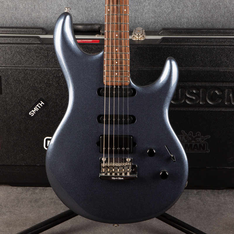 Music Man Luke III HSS - Bodhi Blue - Hard Case - 2nd Hand Music Man Luke III HSS - Bodhi Blue - Hard Case - 2nd Hand