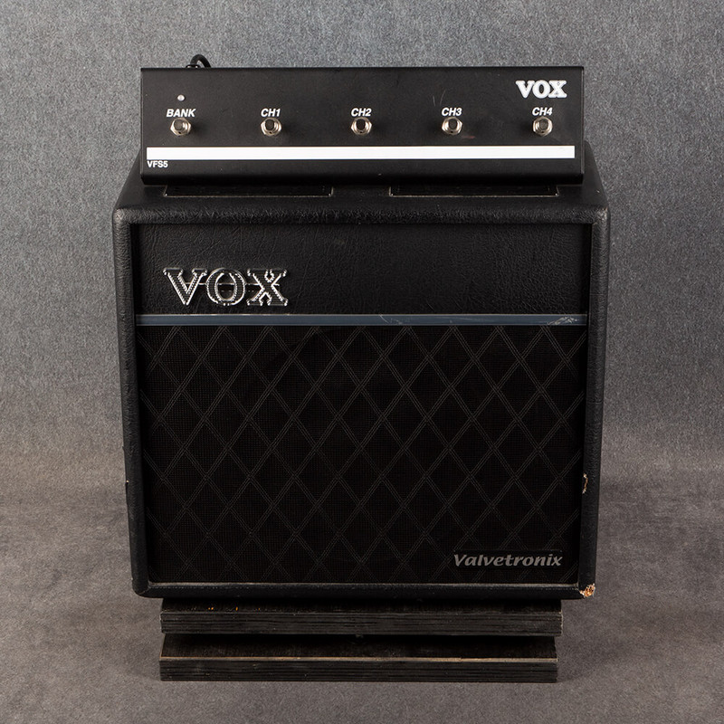Vox VT40+ Combo - VFS5 Footswitch - 2nd Hand Vox VT40+ Combo - VFS5 Footswitch - 2nd Hand