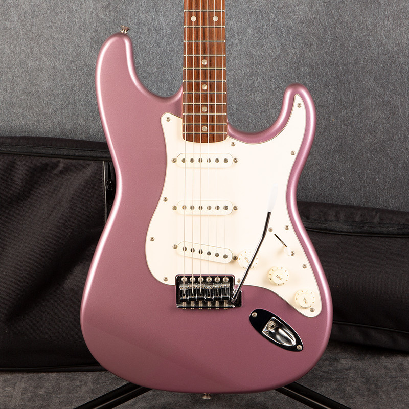 Squier Affinity Stratocaster - Burgundy Mist - Gig Bag - 2nd Hand