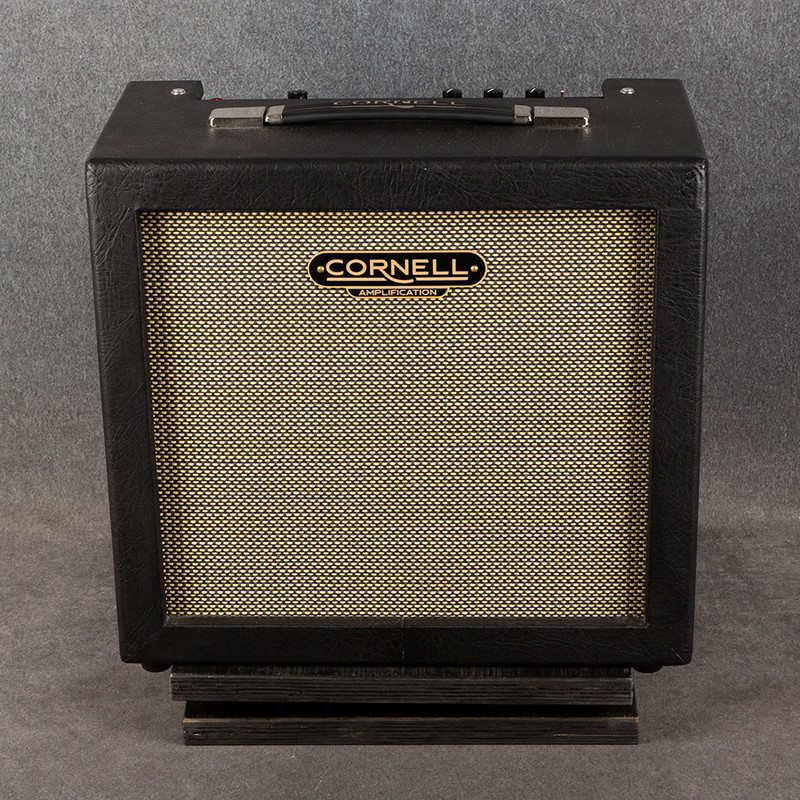 Cornell Traveller 5 All Valve 5w Combo **COLLECTION ONLY** - 2nd Hand Cornell Traveller 5 All Valve 5w Combo **COLLECTION ONLY** - 2nd Hand
