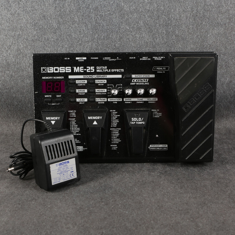 Boss ME-25 Guitar Multiple Effects Unit - Power Supply - 2nd Hand - 2nd Hand Boss ME-25 Guitar Multiple Effects Unit - Power Supply - 2nd Hand - 2nd Hand