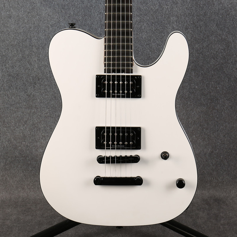 Charvel Joe Duplantier Signature Pro-Mod San Dimas Style 2 HH - White - 2nd Hand (132560) Charvel Joe Duplantier Signature Pro-Mod San Dimas Style 2 HH - White - 2nd Hand (132560)