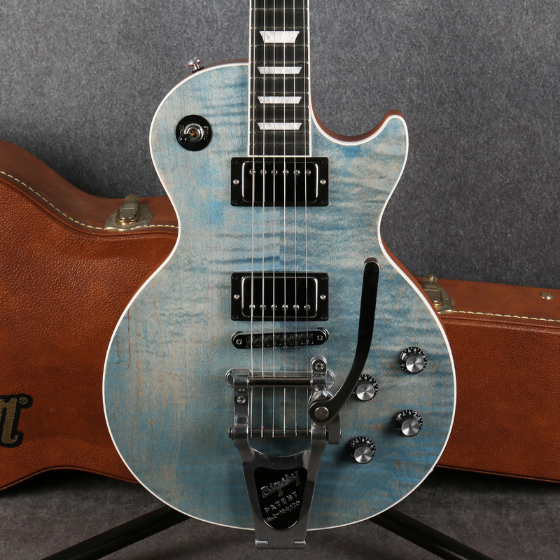Gibson Les Paul Signature Player Plus-Mods - Satin Ocean Blue - Case - 2nd Hand Gibson Les Paul Signature Player Plus-Mods - Satin Ocean Blue - Case - 2nd Hand