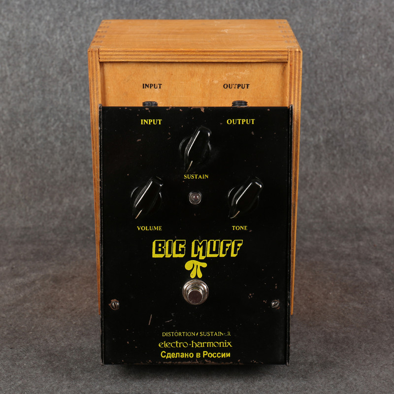 Electro Harmonix Sovtek Black Russian Big Muff Pi - Boxed - 2nd Hand Electro Harmonix Sovtek Black Russian Big Muff Pi - Boxed - 2nd Hand