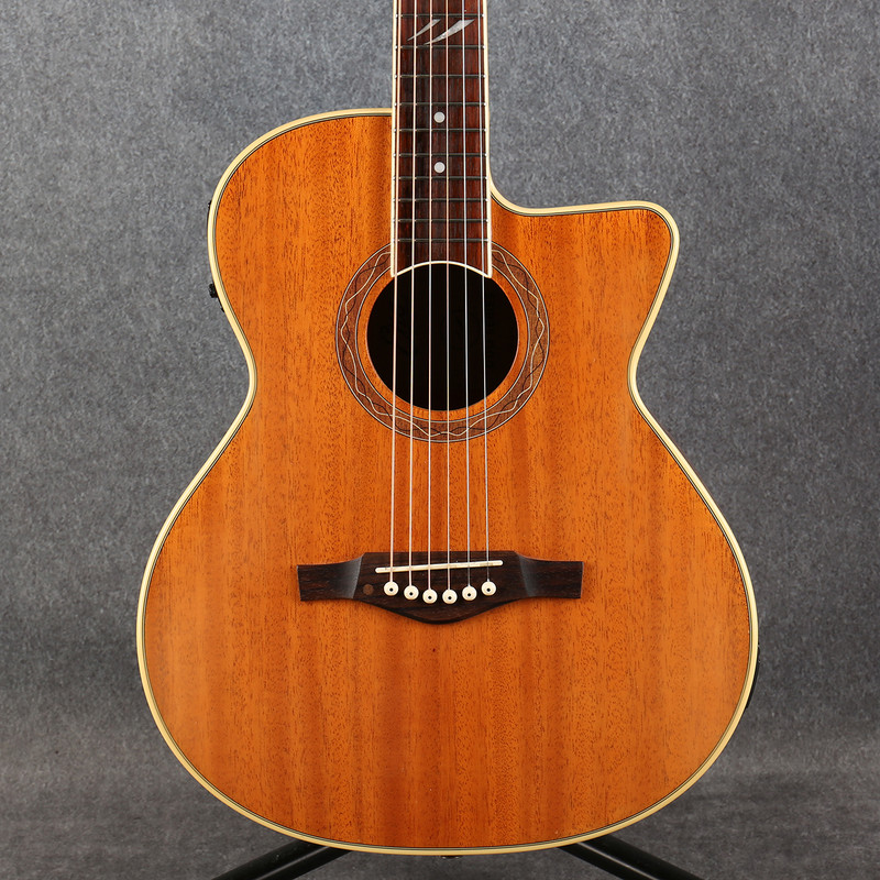 Eko Duo Mini EQ Electro Acoustic - Natural - 2nd Hand Eko Duo Mini EQ Electro Acoustic - Natural - 2nd Hand