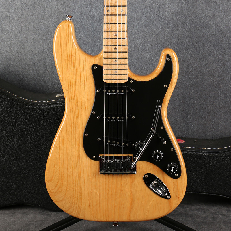 Fender Special Edition Lite Ash Stratocaster - Natural - Hard Case - 2nd Hand