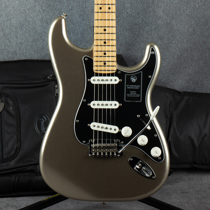 Fender 75th Anniversary Stratocaster - Diamond Anniversary - Gig Bag - 2nd Hand