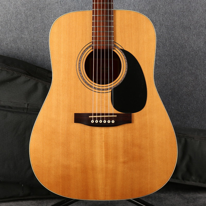 Norman B-20 High Gloss Dreadnought Acoustic - Natural - Gig Bag - 2nd Hand Norman B-20 High Gloss Dreadnought Acoustic - Natural - Gig Bag - 2nd Hand