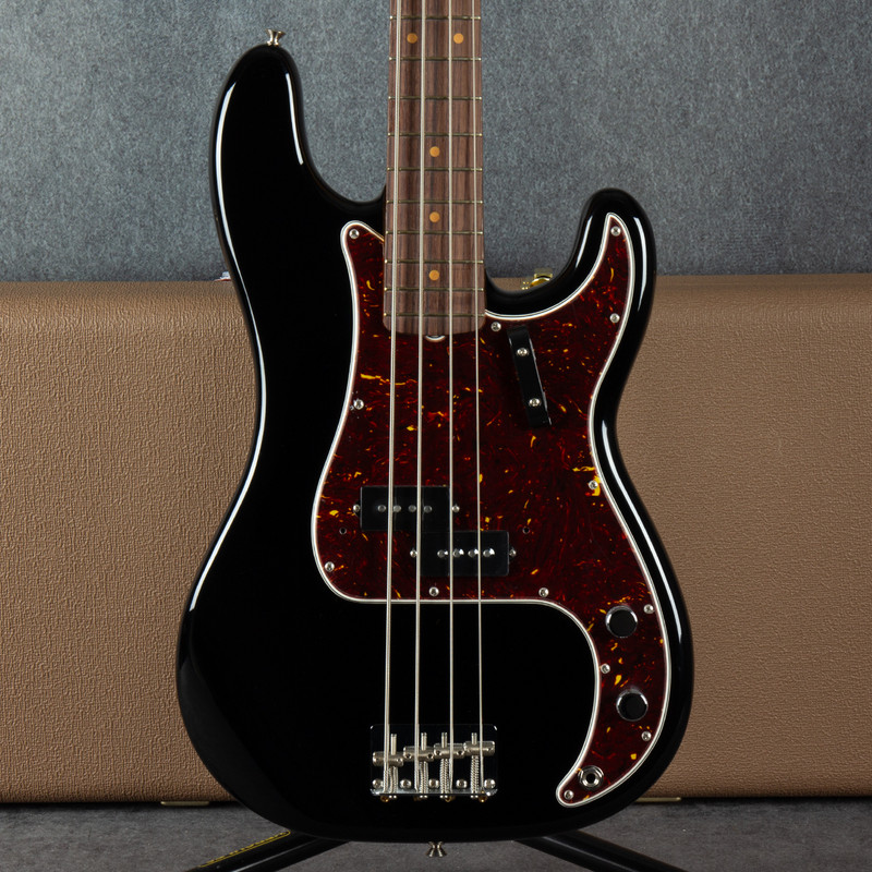 Fender American Vintage II 1960 Precision Bass - Black - Hard Case - 2nd Hand (X1159351) Fender American Vintage II 1960 Precision Bass - Black - Hard Case - 2nd Hand (X1159351)